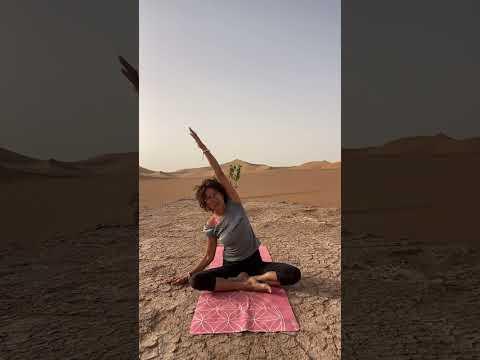 S'eÌtirer le dos dans le deÌsert S'eÌtirer le dos dans le deÌsert